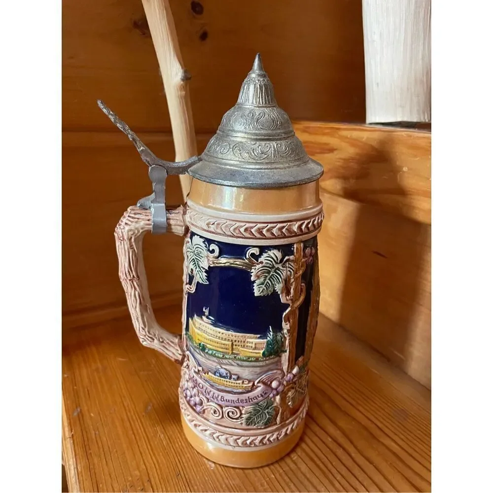 VINTAGE GERMAN LIDDED TALL BEER MUG STEIN KOLN
